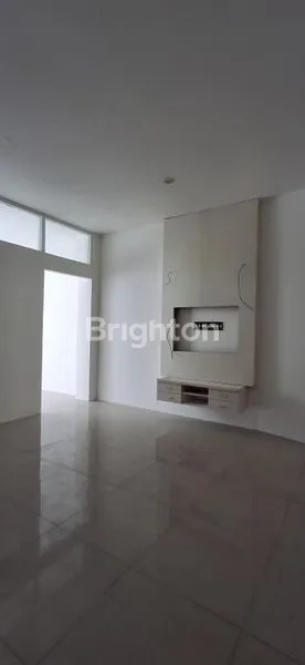 image RUKO 4 LANTAI KEBAHAGIAAN GAJAH MADA (4)