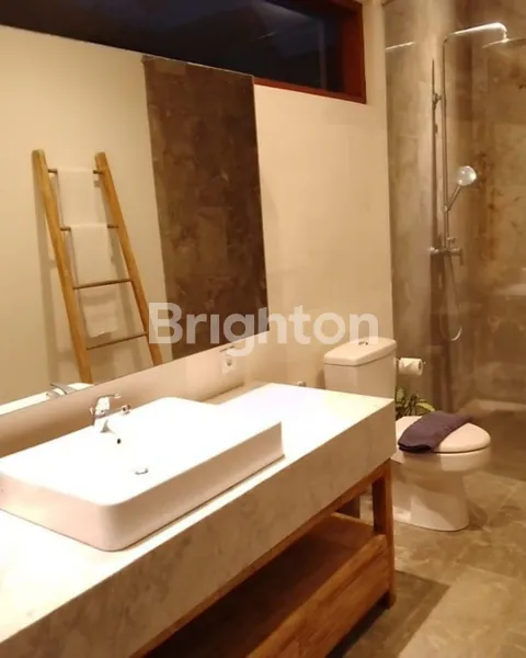 image VILLA LUAS & NYAMAN DI PANTAI CEMAGI YANG DAMAI (8)