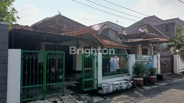 image DIJUAL RUMAH SIAP HUNI DI DAERAH TAMAN KOTA MADIUN HARGA 1,3 M  (2)