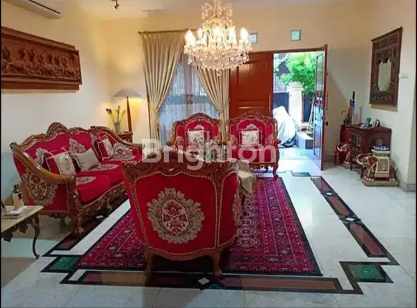 image RUMAH MEWAH 2 LANTAI KEMANGGISAN  (2)