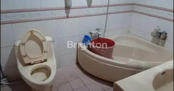 image RUMAH MEWAH 2 LANTAI KEMANGGISAN  (8)