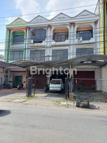 RUKO DI NOL JALAN DI NGAGEL REJO KIDUL,COCOK UNTUK USAHA APA SAJA