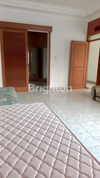 image RUMAH MEWAH MURAH HOEK 427 M2 CITRAN GRAN CIBUBUR BEKASI (4)