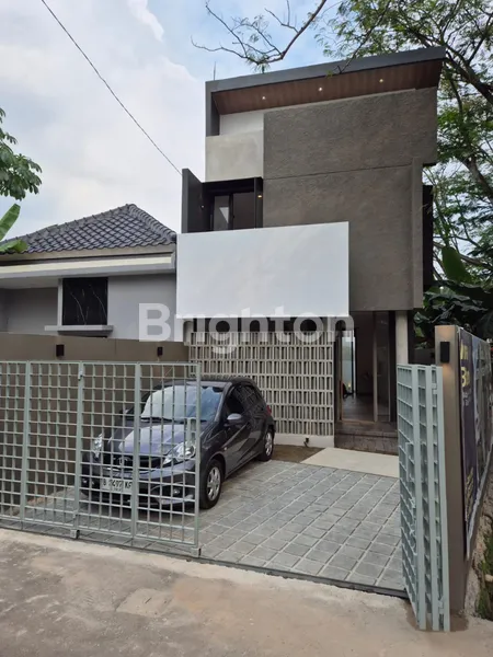 image RUMAH 2 LANTAI BINTARO TANGERANG SELATAN MEWAH KUALITAS PREMIUM BEBAS BANJIR LOKASI STRATEGIS (6)