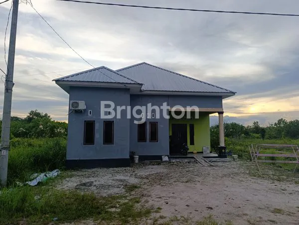 RUMAH DI IR SOEKARNO PALANGKARAYA KALIMANTAN TENGAH