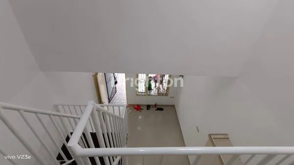 image RUMAH 1½ LANTAI SIAP HUNI LOKASI PORIS INDAH CIIPONDOH TANGERANG (4)