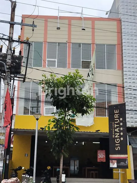 RUKO MEGAH LOKASI STRATEGIS DI SEMARANG TIMUR