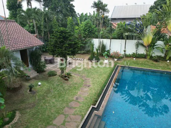 image RUMAH DI CILANDAK MEWAH DAN SANGAT LUAS (8)