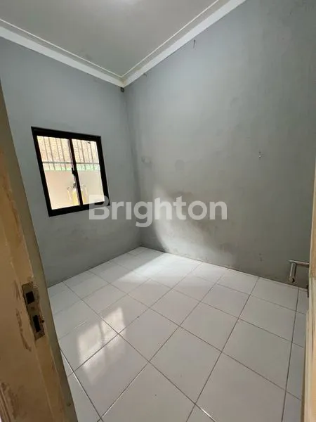 image RUMAH 2 LANTAI SIAP HUNI JELAMBAR (3)