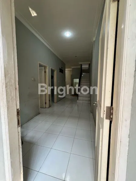 image RUMAH 2 LANTAI SIAP HUNI JELAMBAR (2)