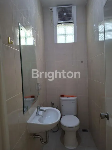 image RUMAH SIAP HUNI DI CLUSTER ASSANA VANYA PARK BSD. TANGERANG (5)