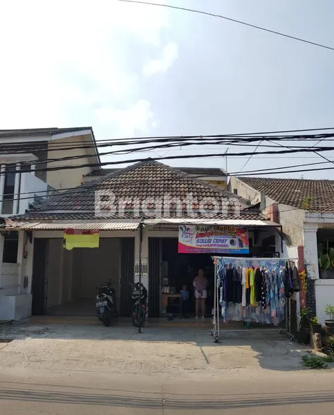 image RUMAH 2,5 LANTAI SIAP HUNI + KIOS PONDOK PEKAYON INDAH, SHM (7)