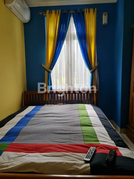 image RUMAH CANTIK 2 LANTAI DI LEGENDA BONUS KOLAM IKAN DI TENGAH RUMAH (4)