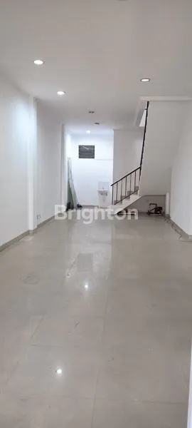 image RUKO STRATEGIS 4 LANTAI DI GROGOL JAKARTA BARAT  (3)