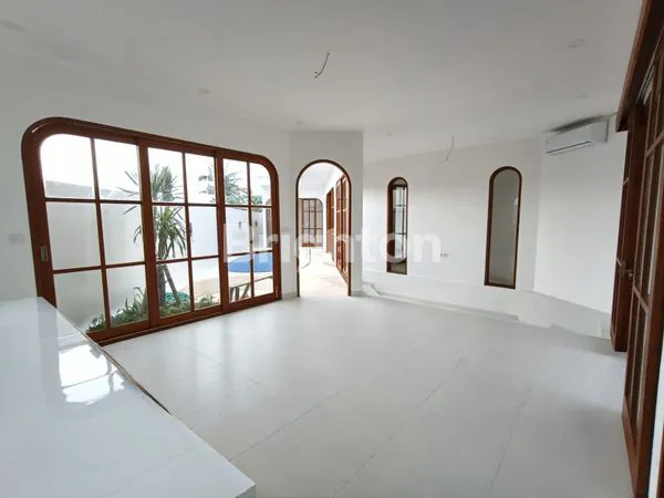 image BRAND NEW 2BR VILLA WITH RICE FIELD VIEW | TIBUBENENG, BALI  (3)