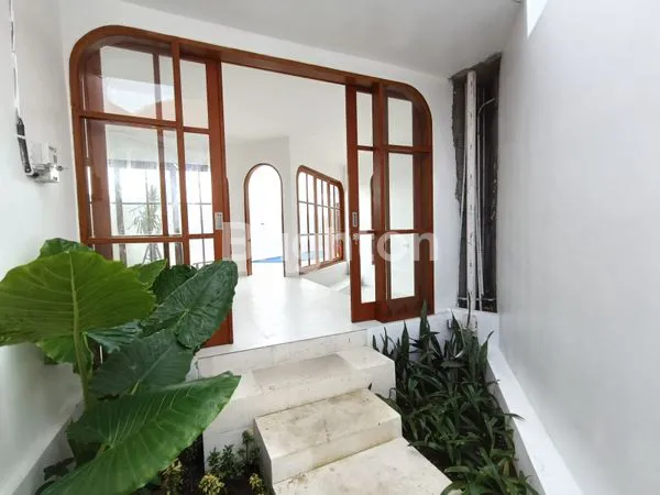 image BRAND NEW 2BR VILLA WITH RICE FIELD VIEW | TIBUBENENG, BALI  (5)