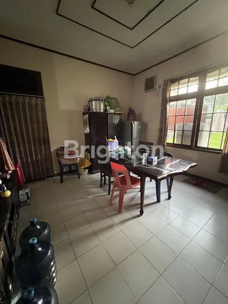 image RUMAH STRATEGIS PINGGIR JALAN DI PANJAITAN (3)