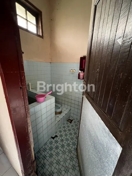 image RUMAH STRATEGIS PINGGIR JALAN DI PANJAITAN (5)