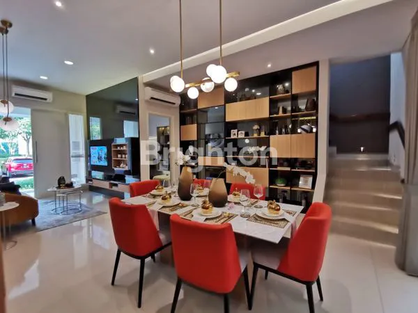 image RUMAH MEWAH FLAMINGO RESIDENCE SERPONG (3)