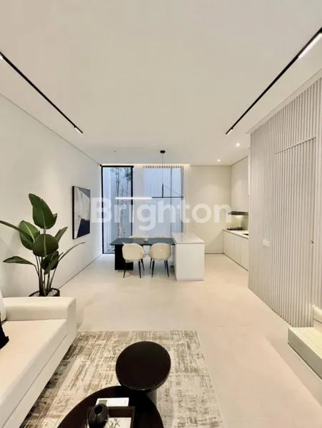 image RUMAH FURNISHED BARU GRESS MODERN MINIMALIS 2 LANTAI, ROW JALAN 3 MOBIL, DI SUTOREJO (4)