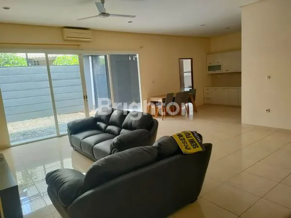 image RUMAH SIAP HUNI BARU RENOV  LOKASI  STRATEGIS @LIPPO CENTRAL - LIPPO KARAWACI (3)