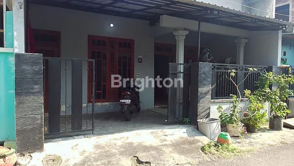 image DIJUAL RUMAH SIAP HUNI DI KOTA MADIUN (1)