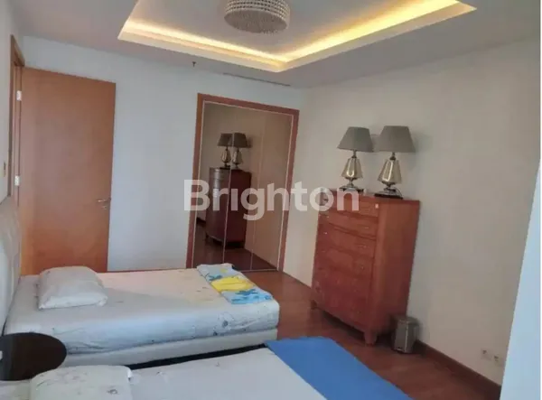 image KEMPINSKI APARTMENT, 3+1 BR, SEMI FURNISHED, VIEW BUNDARAN HI, WITH BALCONY (S-APT-041) (6)