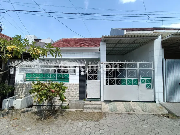 image DISEWAKAN RUMAH TAMAN PONDOK INDAH WIYUNG SIAP HUNI SANGAT TERAWAT (1)