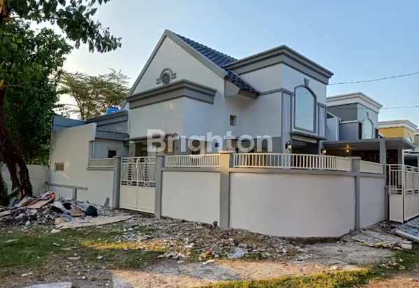 image CIAMIKK RUMAH POSISI HOOK GRAHA KEBRAON REGENCY !! (5)