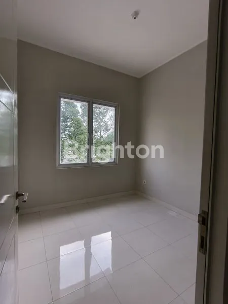 image RUMAH CLUSTER BANJAR WIJAYA TANGERANG (8)