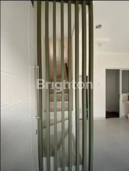 image RUMAH MINIMALIS DI GADING SERPONG TANGERANG (1)