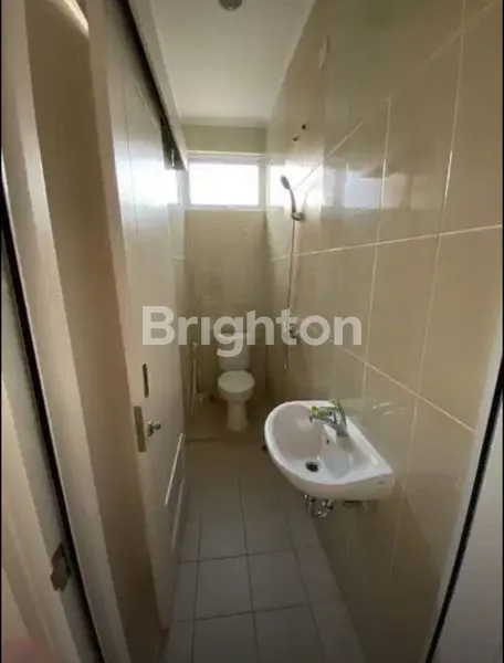 image RUMAH MINIMALIS DI GADING SERPONG TANGERANG (7)