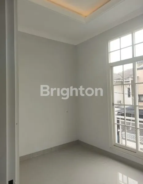 image RUMAH NEW 2 LT SCANDINAVIAN MINIMALIS DI LEBAK INDAH REGENCY (4)