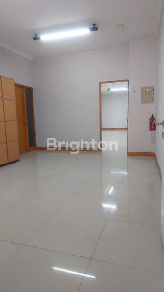 image RUKO POSISI MAINROAD DI GARUT KADUNGORA KARANG TENGAH (6)