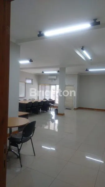 image RUKO POSISI MAINROAD DI GARUT KADUNGORA KARANG TENGAH (2)