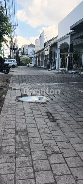 image TOKO LOKASI SEMINYAK DISEWAKAN (1)