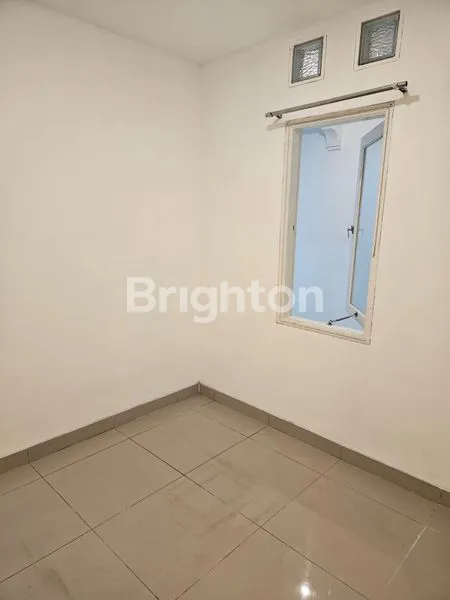 image DI JUAL RUMAH BAGUS 2 LANTAI GADING NIRWARNA KELAPA GADING JAKARTA UTARA (5)