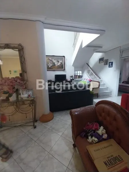 image HUNIAN DALAM CLUSTER FAVORITE DEKAT TOL DAN MALL KOTA WISATA (3)