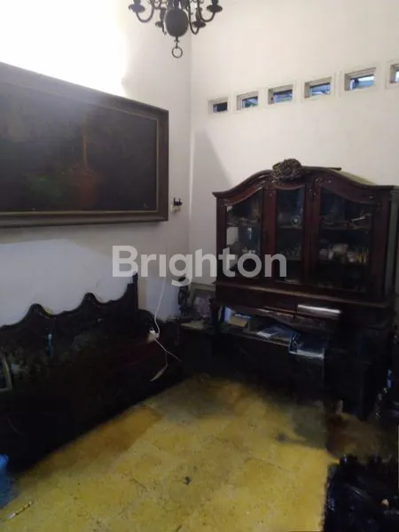 image DIJUAL RUMAH LOKASI STRATEGIS DI PEJOMPONGAN BENDUNGAN HILIR JAKARTA PUSAT (6)