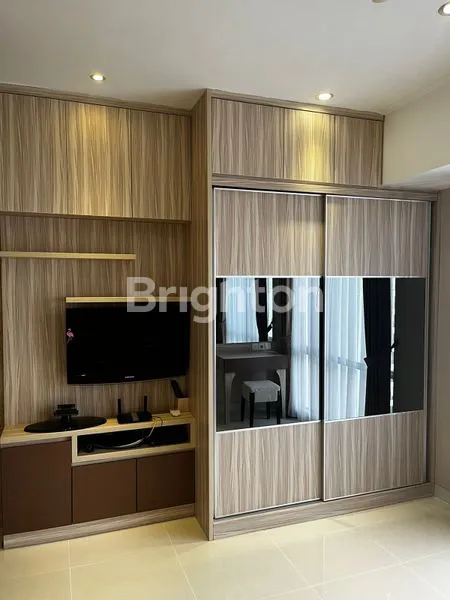 image APARTMENT THE MANSION KEMAYORAN (1)