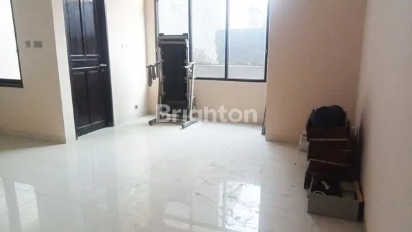 image DIJUAL - RUMAH DI LIPPO KARAWACI (3)