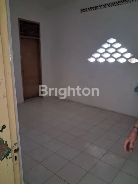 image RUMAH LAMA, BUTUH RENOVASI, COCOK UTK USAHA KOST KOST, CENGKARENG (4)
