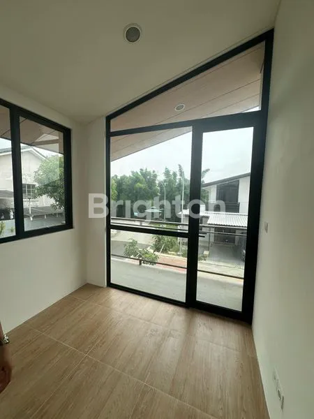 image RUMAH BARU 2 LANTAI POSISI HOEK DI CENDANA ICON LIPPO KARAWACI UTARA (7)