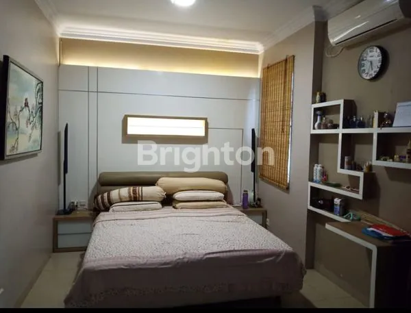 image RUMAH TUSA DI SEMANAN 2 LANTAI, AMAN, TENANG DAN NYAMAN. (3)