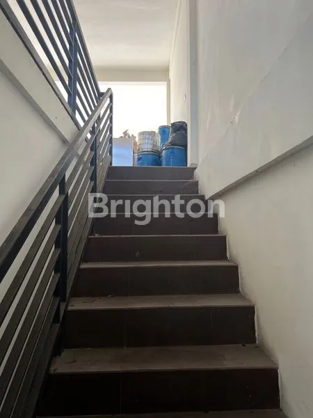 image RUKO 3 LANTAI SIAP PAKAI (5)