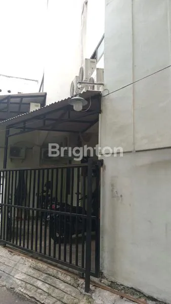 image RUMAH KOS 2,5 LANTAI SELANGKAH KE KAMPUS PAKUAN BOGOR DAN BOTANI MALL BANGUNAN BARU FASILITAS LENGKAP (2)