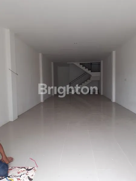 image RUKO 0 JALAN JATI EXIT TOL SIDOARJO 4 UNIT JEJER DENGAN 3 LANTAI DAN ATAS SUDAH DI COR, COCOK UTK KANTOR,USAHA KULINER,LAUNDRY,DLL (2)