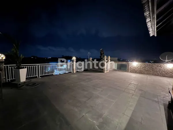 image DISEWAKAN VILLA 3 LANTAI FULL FURNISHED – JL. JUWET SARI, PEMOGAN, DENPASAR SELATAN (4)