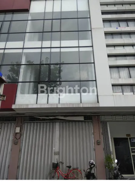 STRATEGIS SURABAYA PUSAT