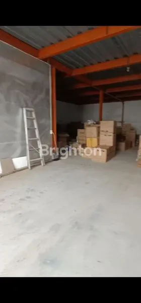 image GUDANG SIAP PAKAI KEDINDING TENGAH AKSES CONTAINER 20" DEKAT KENJERAN KEDUNG COWEK SURAMADU PUTRO AGUNG KAPASAN PERAK (1)